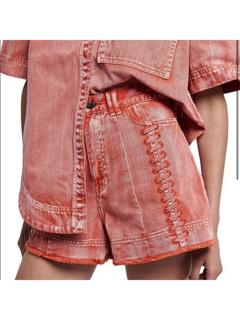 AJE Framework High-Waisted Denim Short Stitched Trim Size 2 Red Faded
